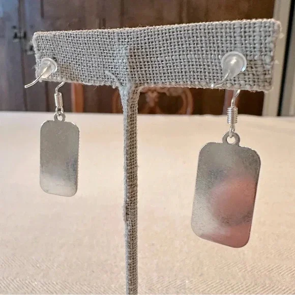 Southwestern Artisan Style Faux Turquoise Dangle Earrings French Wire Silver - Picture 4 of 6